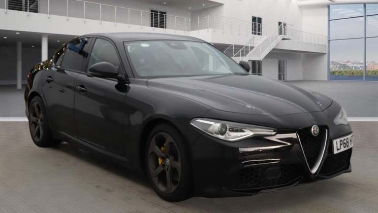 2018 Alfa Romeo Giulia 2.2 JTDM-2 180 Speciale 4dr Auto SALOON DIESEL Automatic