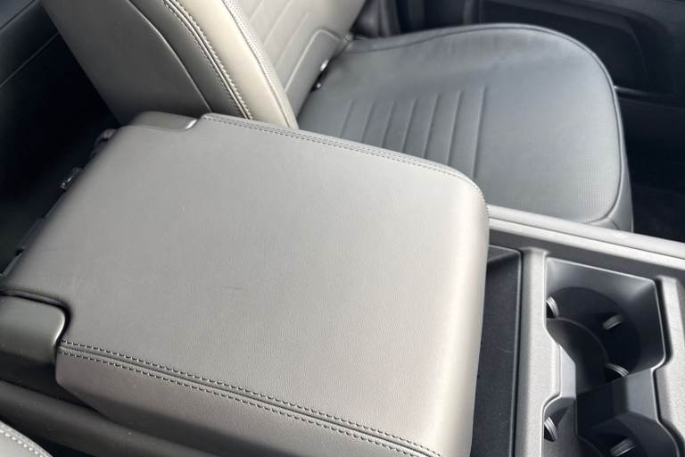 2025 Land Rover Defender 110 4.4 P635 V8 MHEV OCTA Auto 4WD Euro 6 (s/s) 5dr SUV Automatic