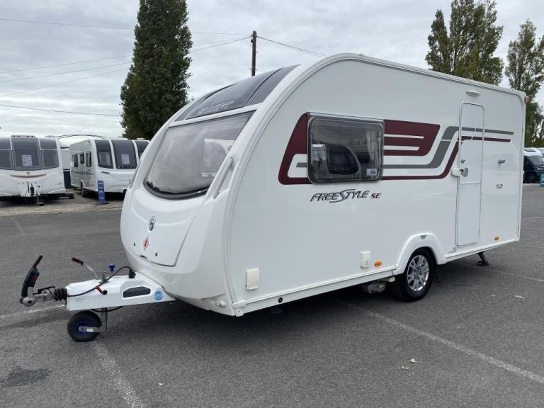 2014 SWIFT FREESTYLE SE S2 TOURING CARAVAN