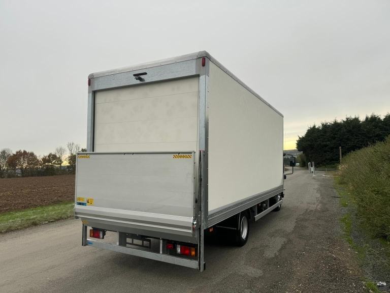 Isuzu Forward n75-150 DIESEL AUTOMATIC 2025