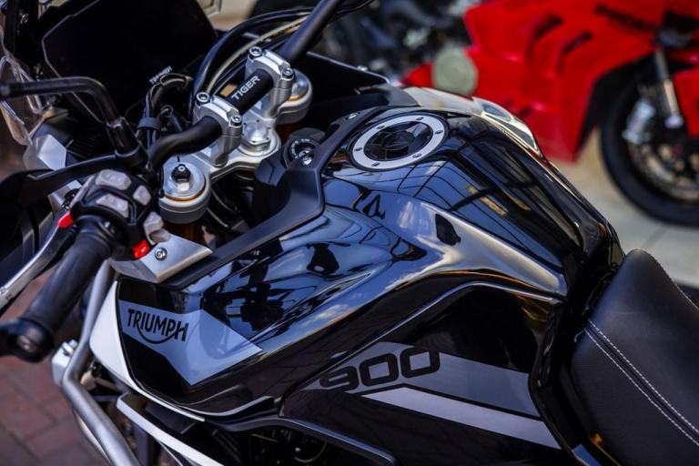 Triumph Tiger 900 RALLY PRO ! SCORPION ! EXTRAS ! STUNNING