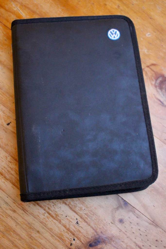 Golf Mark 4 User Manuals and Wallet English 1998 for Sale