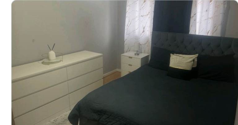 Double furnished bedroom available in Anerley,  with easy access to central London.