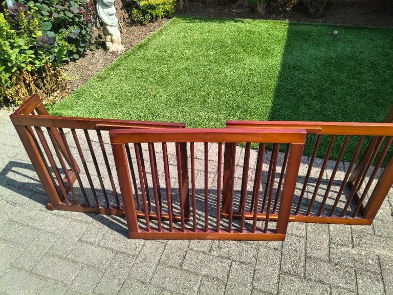 Extra wide dog gate