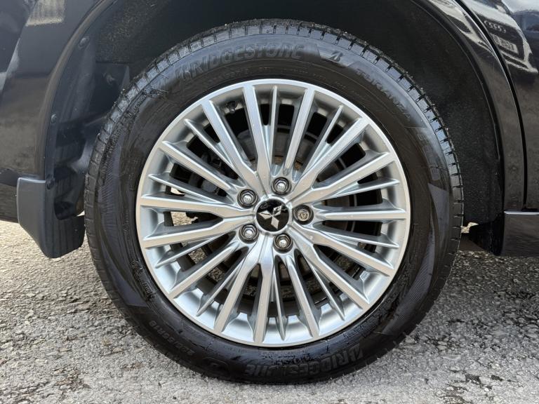 MITSUBISHI OUTLANDER 2.4 h TwinMotor 13.8kWh 4h 2018