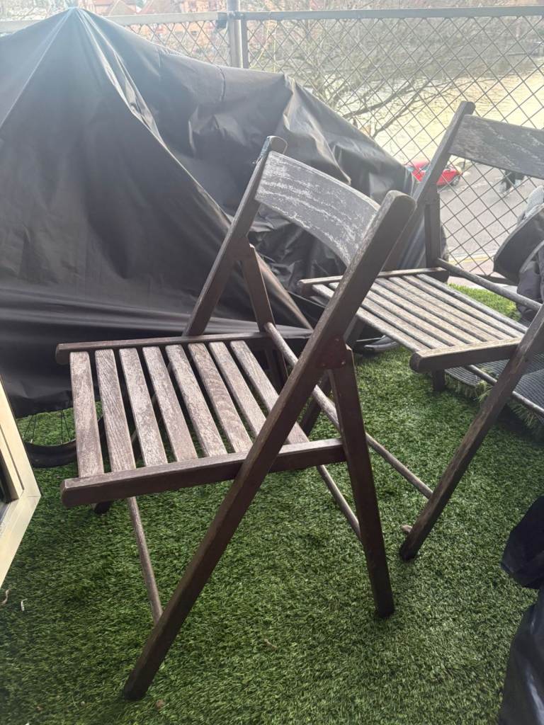 Garden Chairs – Lightweight & Stackable – Set of 2