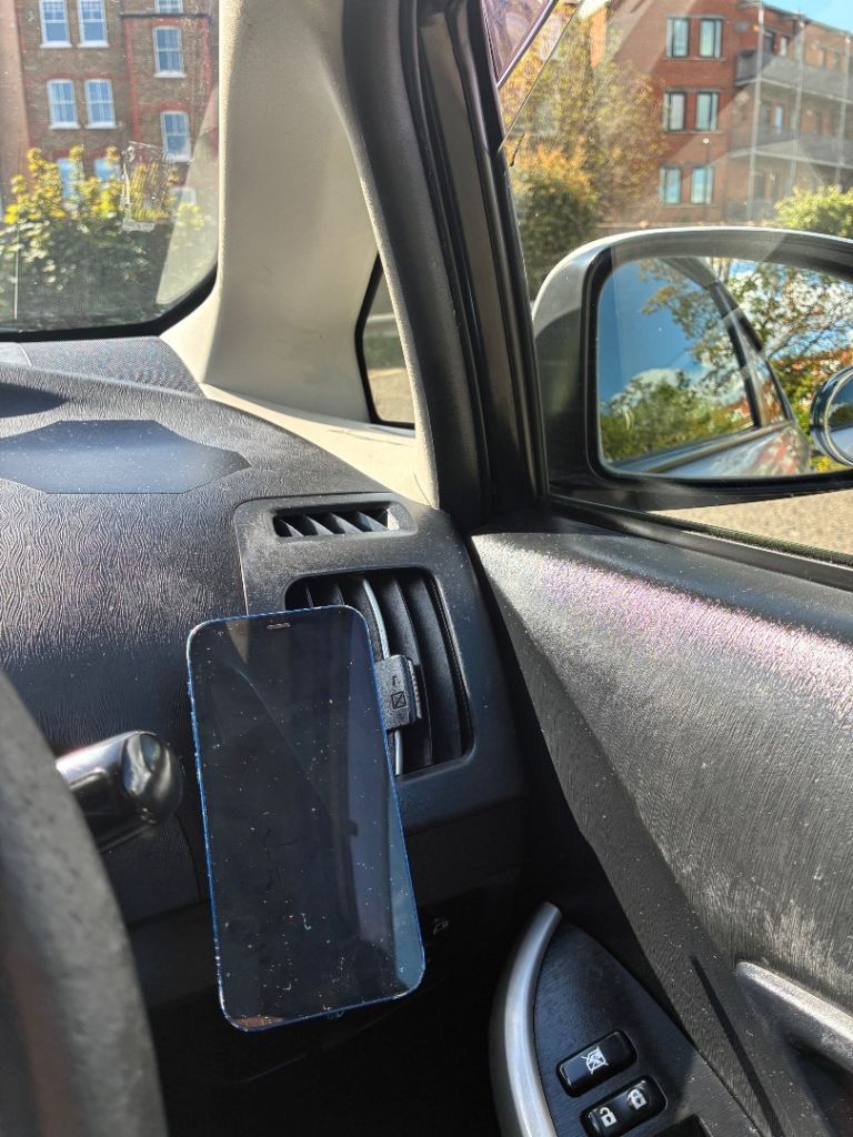 Toyota Prius 2013 plate £3000