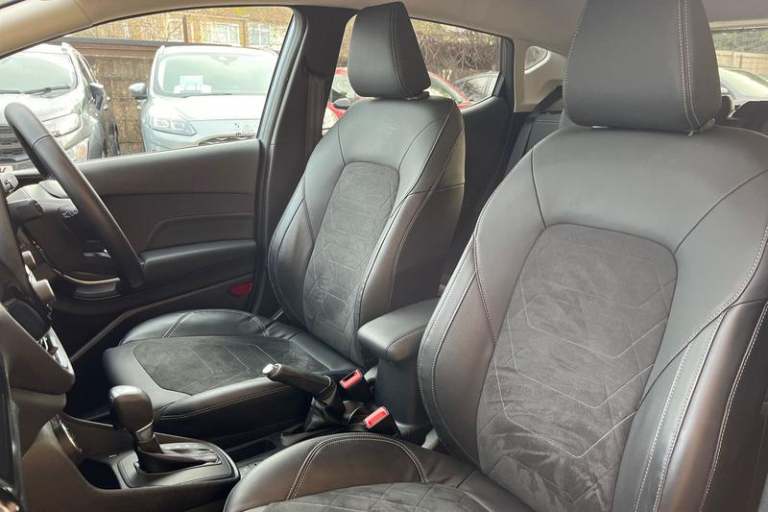 2022 Ford Fiesta 1.0 EcoBoost Hybrid mHEV 125 Titanium X 5dr Auto HATCHBACK PETROL Manual