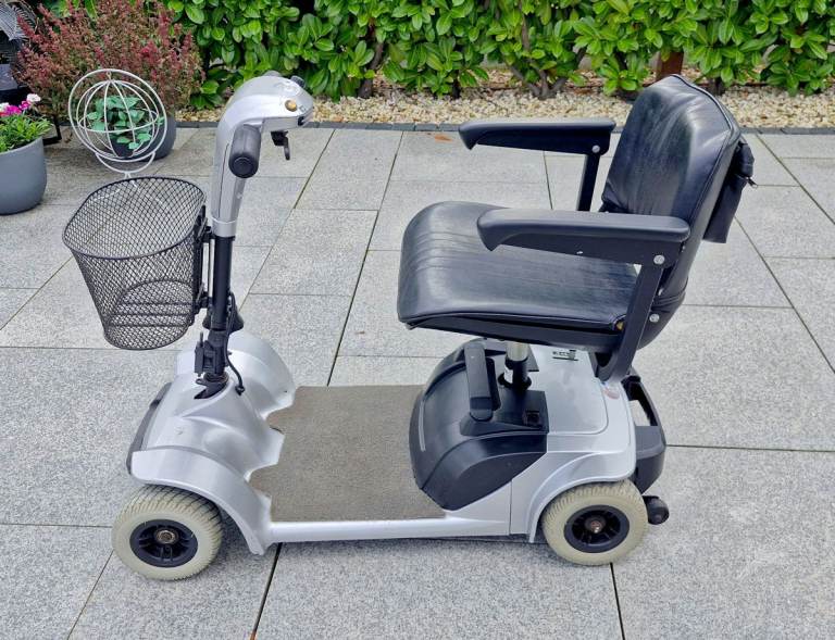Rascal Taxi Mobility Scooter fitted with 2 brand new Lucas batteries.