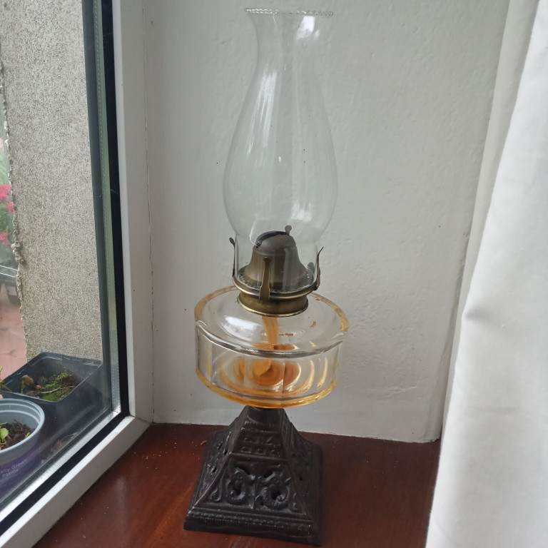 Antique oil lamp 