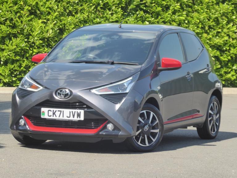 TOYOTA AYGO 1.0 VVT-i x-trend 2021