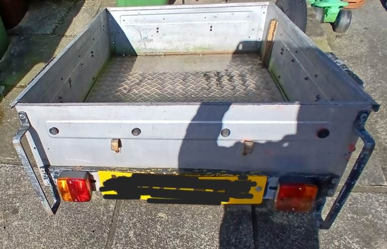 4ftx3"3 trailer