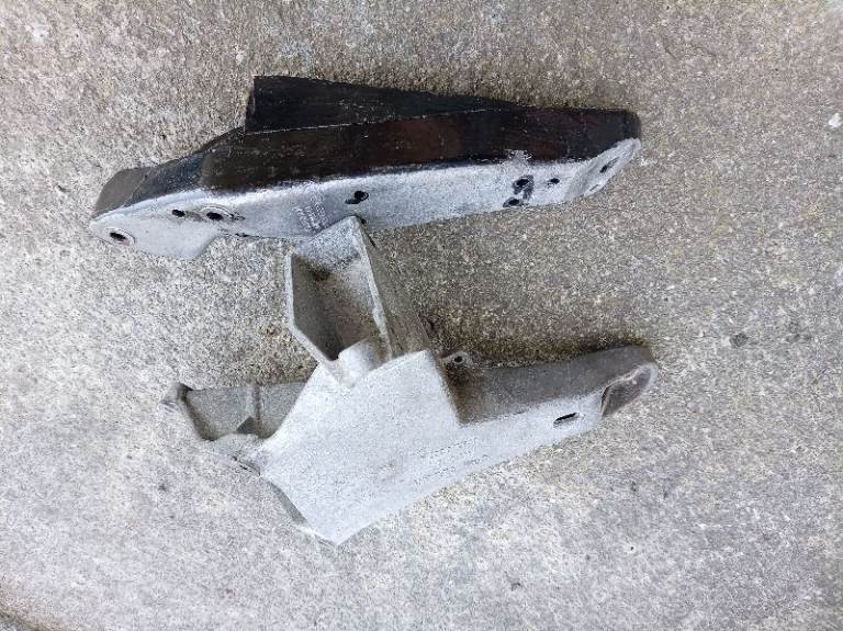 Vw transporter t25/t3 engine mouth arms