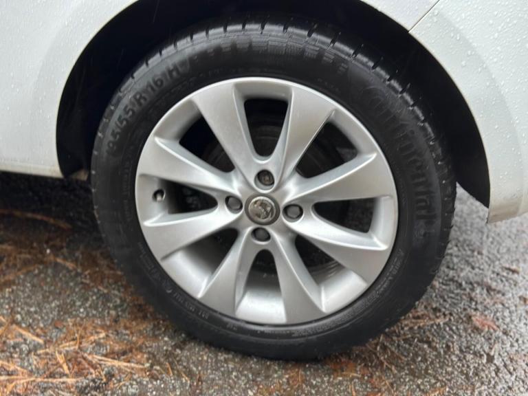 2017 Vauxhall Corsa 1.4i ecoFLEX Energy Euro 6 3dr (a/c) HATCHBACK Petrol Manual