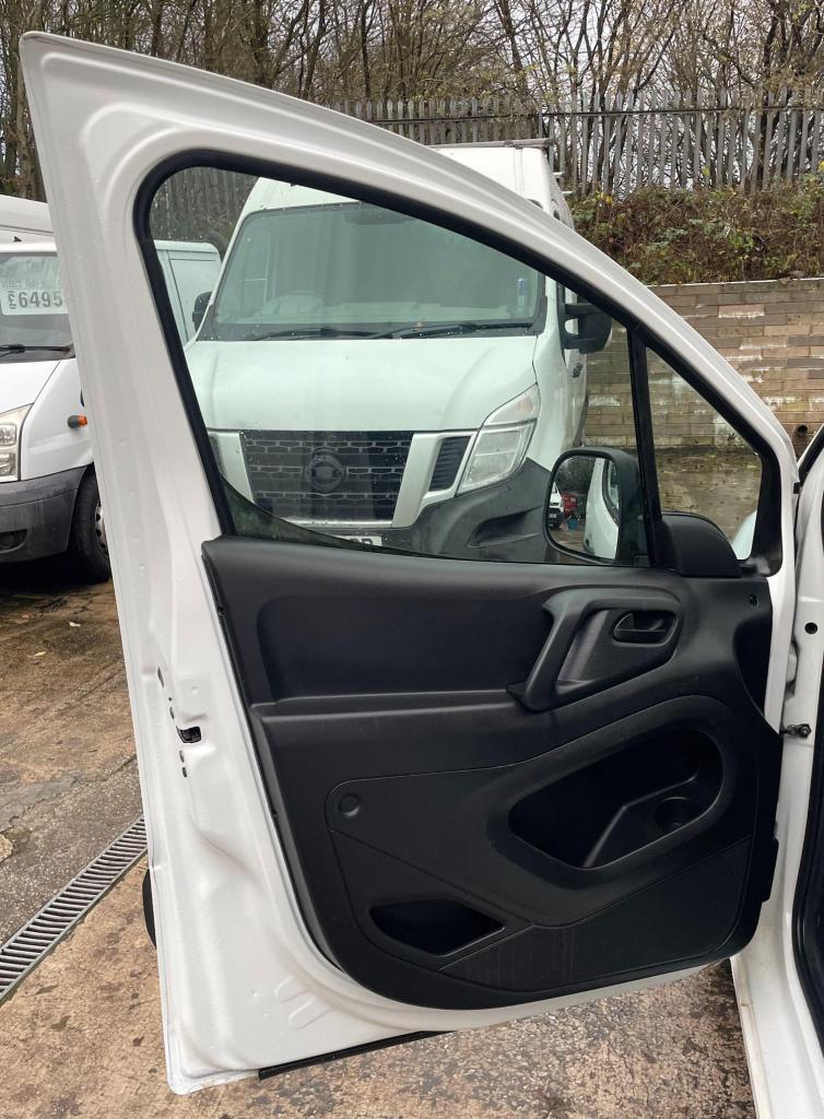 2014 Citroen Berlingo 1.6 HDi 625Kg LX 75ps PANEL VAN DIESEL Manual