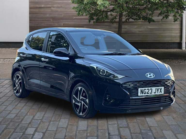 2023 Hyundai i10 1.2 Premium Hatchback 5dr Petrol Manual Euro 6 (s/s) (84 ps) HATCHBACK Petrol Ma...