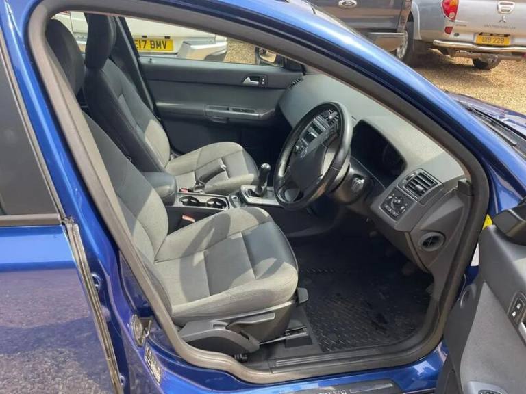 2007 Volvo V50 2.0D S 5dr [Euro 4] ESTATE DIESEL Manual