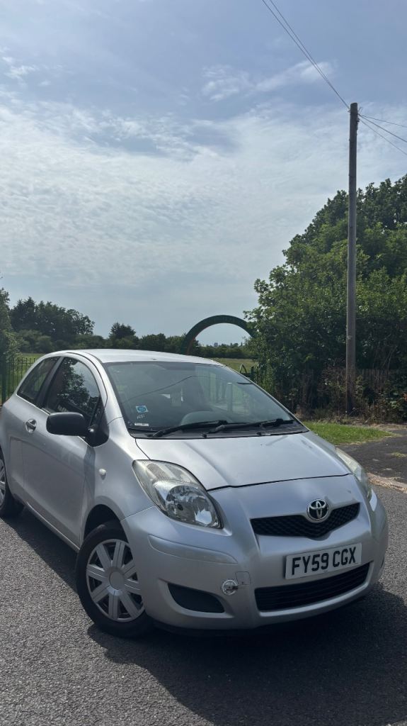 Toyota, YARIS, Hatchback, 2009, Manual, 998 (cc), 3 doors