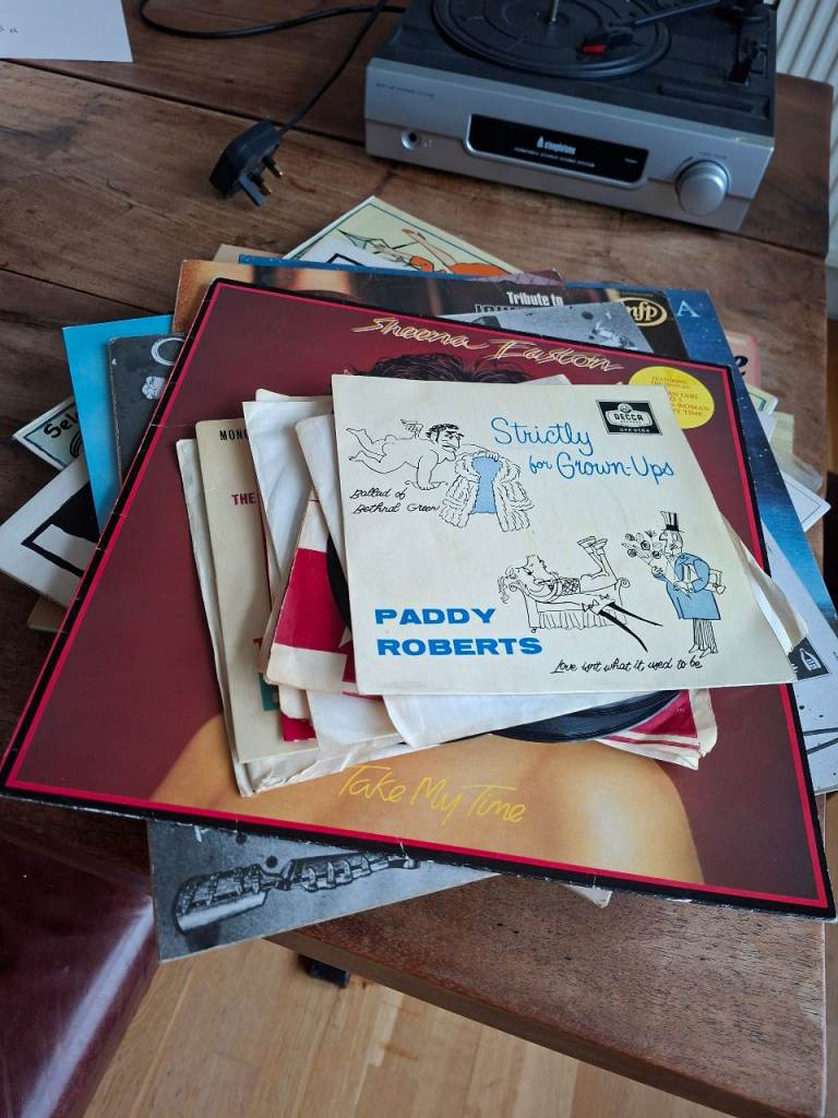 Mixture of old vinyls