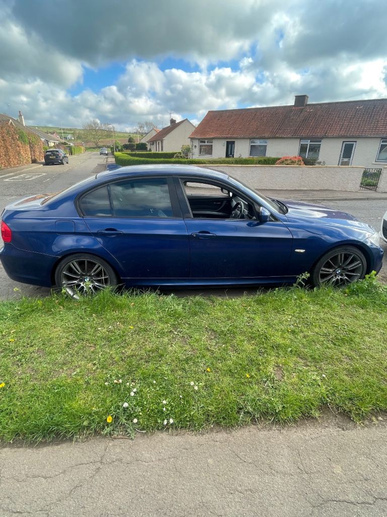 BMW, 3 SERIES, Saloon, 2011, Manual, 2.0 petrol