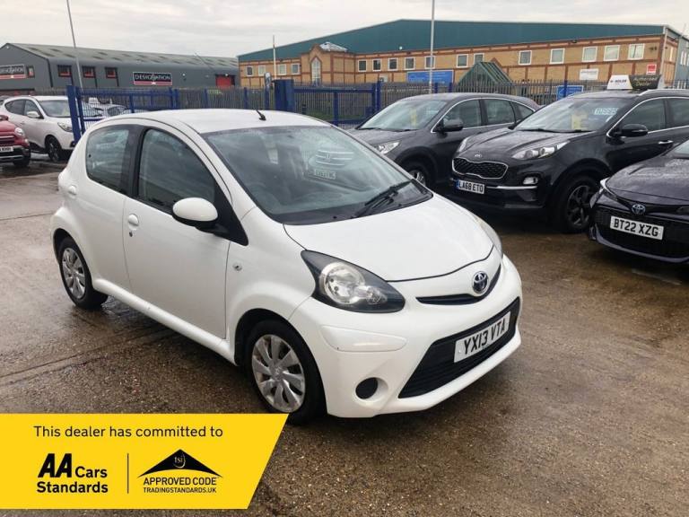 2013 Toyota AYGO 1.0 VVT-i Ice 5dr HATCHBACK PETROL Manual