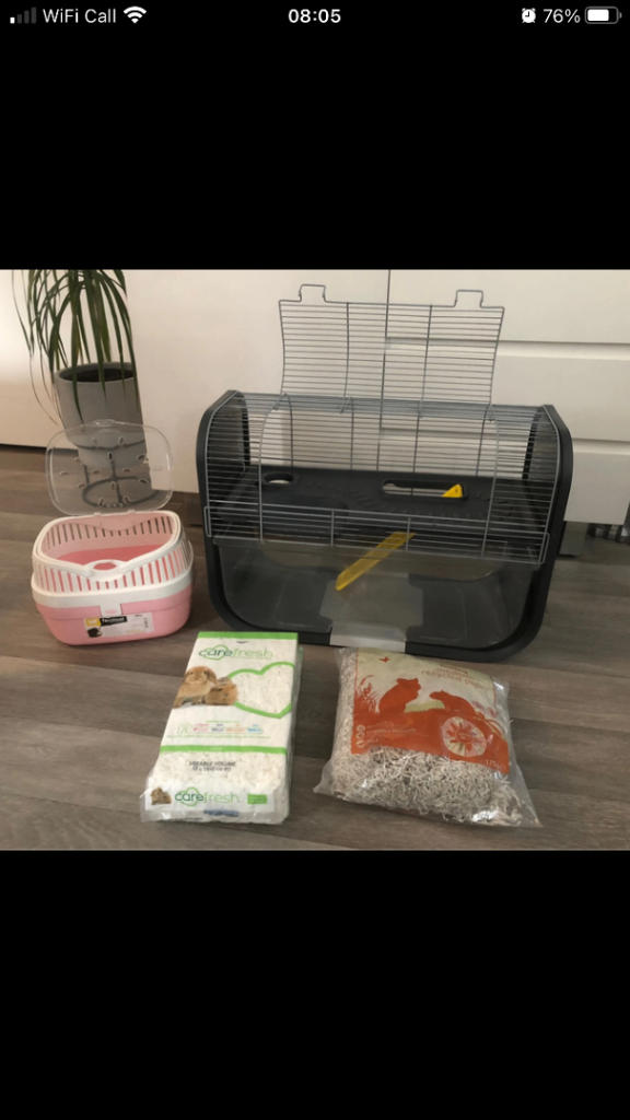 Large hamster cage RRP £75, carry case and bedding from smoke free home 