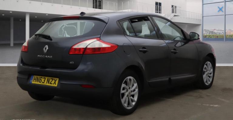 2013 Renault Megane 1.5 dCi 110 Dynamique TomTom 5dr [Start Stop] HATCHBACK Diesel Manual