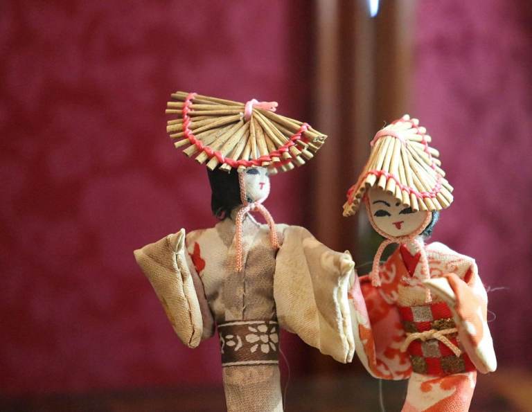 Vintage Japanese Sado Okesa Folk Dance Dolls, Handcrafted, Approx. 7.5(W) x 5.6(D) x 11.0(H)cm