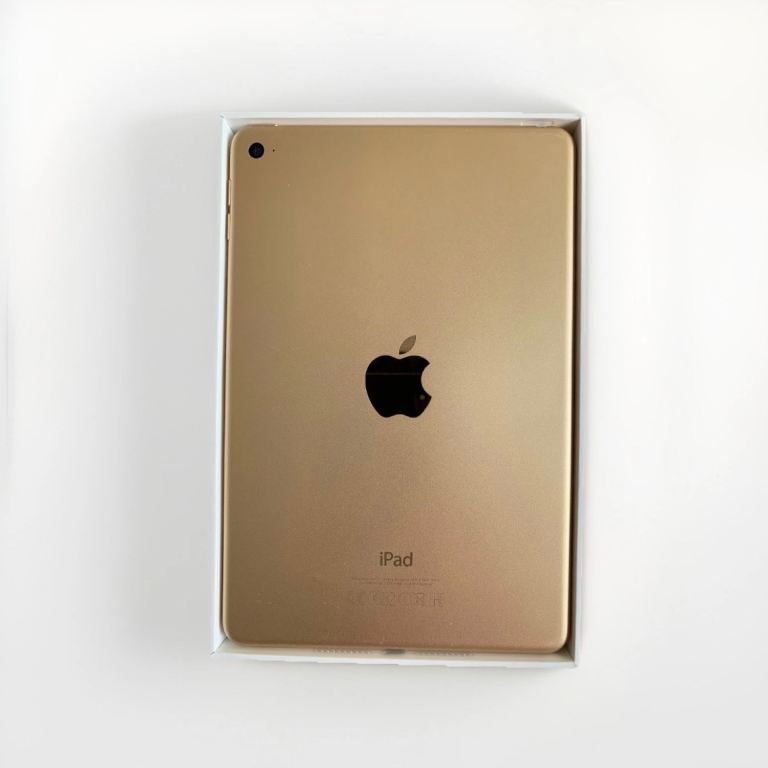 iPad mini 4 Gold 32GB Excellent condition 