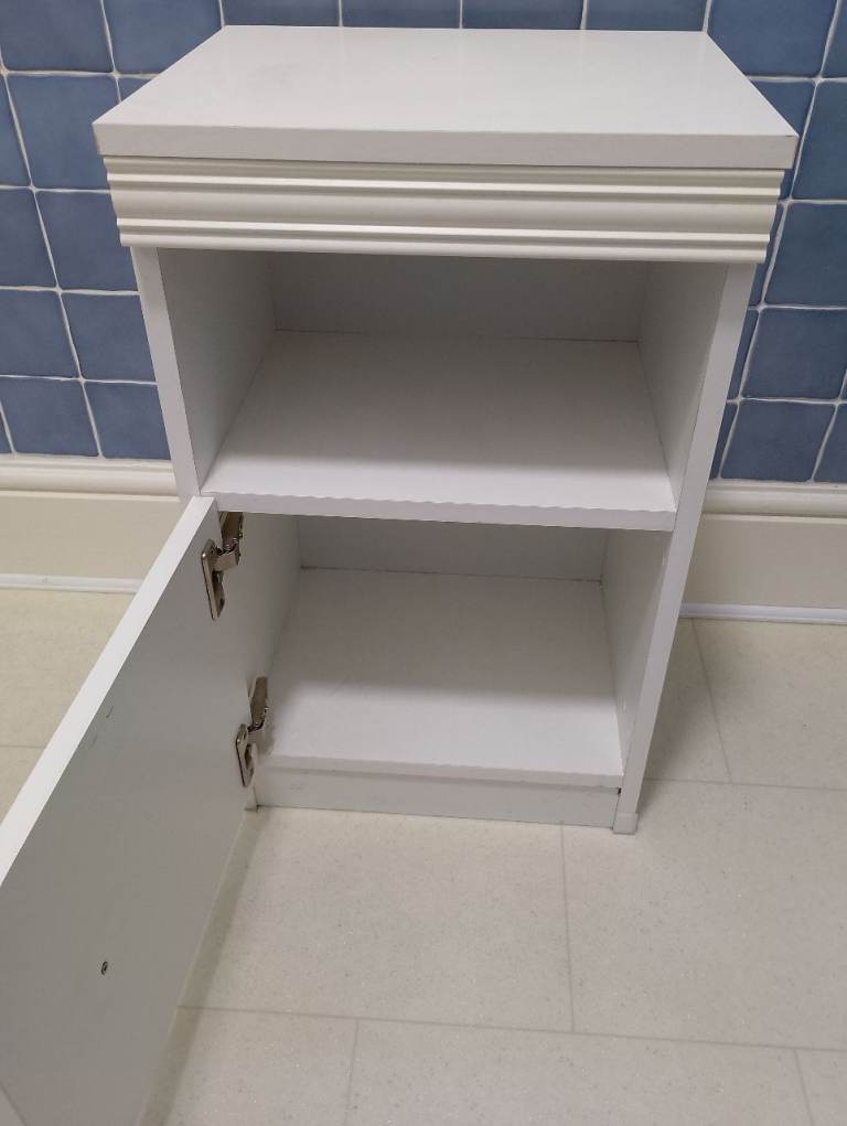 White Cabinet