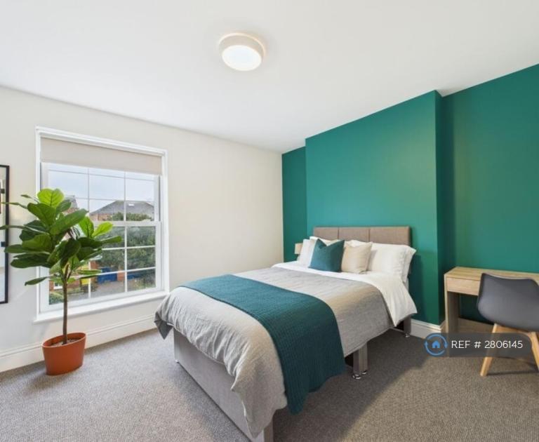 1 bedroom in Kingsholm Road, Gloucester, GL1 (#2806145)