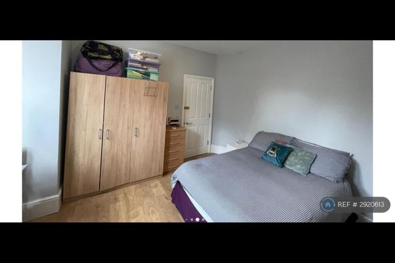 1 bedroom in Manchester Road, London, E14 (#2920613)