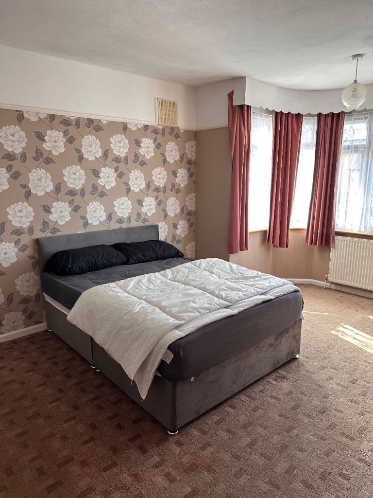 4-Bedroom Shared Accommodation – Benefits Accepted