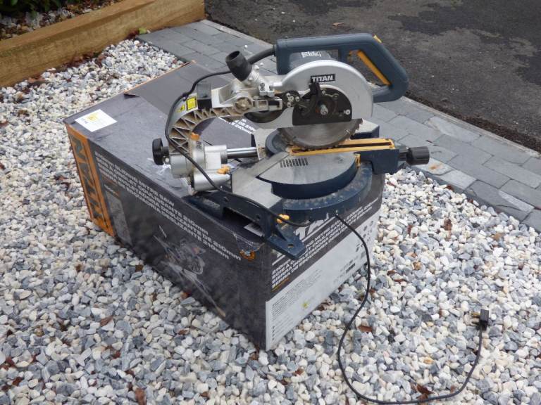 Titan Chop Saw - 240 volt - spares or repair
