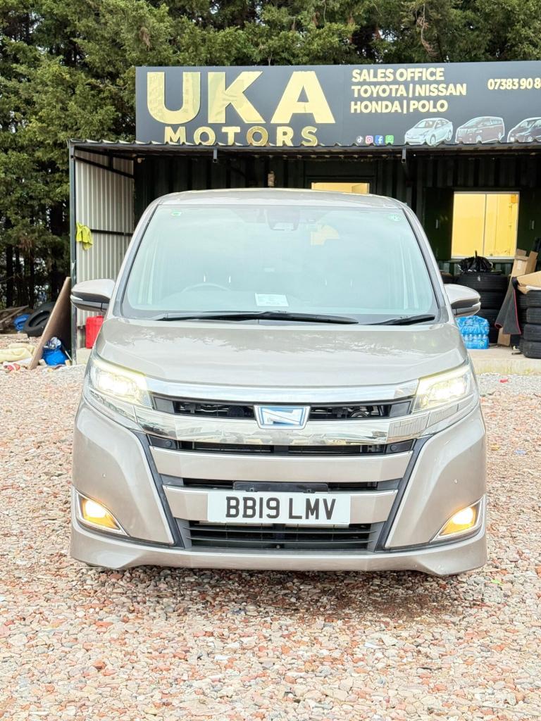 2019 Toyota Noah Automatic 7 seater MPV MPV Petrol Hybrid Automatic