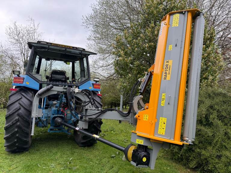 RAPTOR X Heavy Duty 220 Verge Flail Mower Hammer Flails NEW for tractor