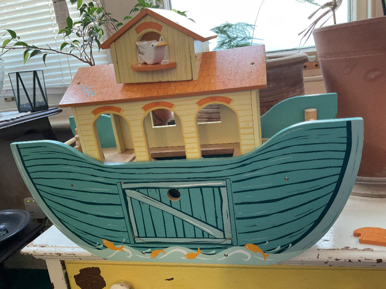 Le Toy Van Ark + All animals Very good condition £30  