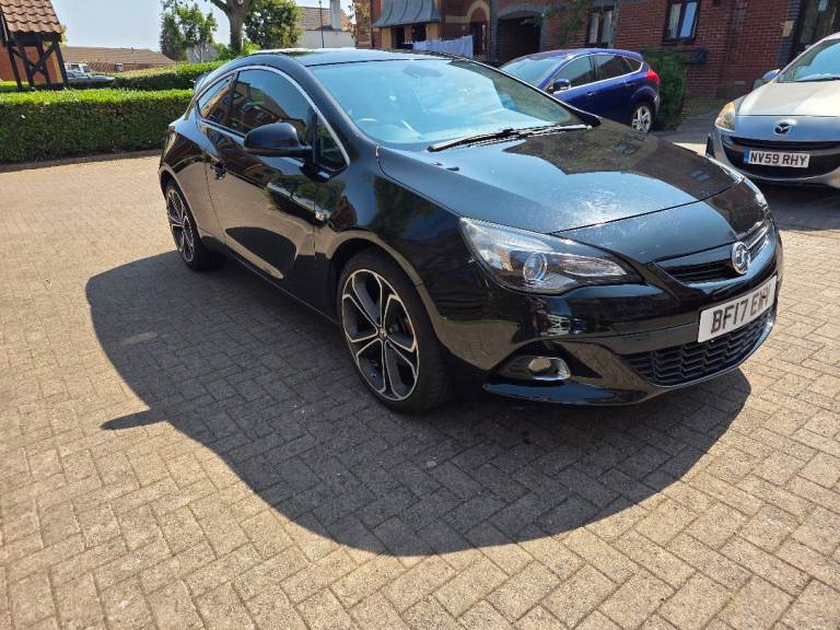 Vauxhall, GTC, Hatchback, 2017, Manual, 1364 (cc), 3 doors