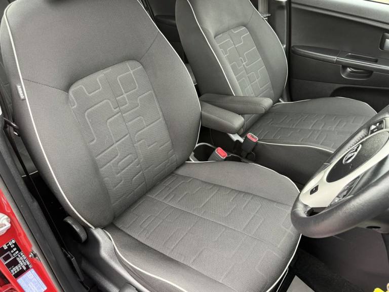 2013 Kia Venga 1.6 2 MPV 5dr Petrol Auto Euro 5 (123 bhp) MPV Petrol Automatic