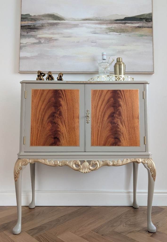 Cocktail cabinet sideboard 