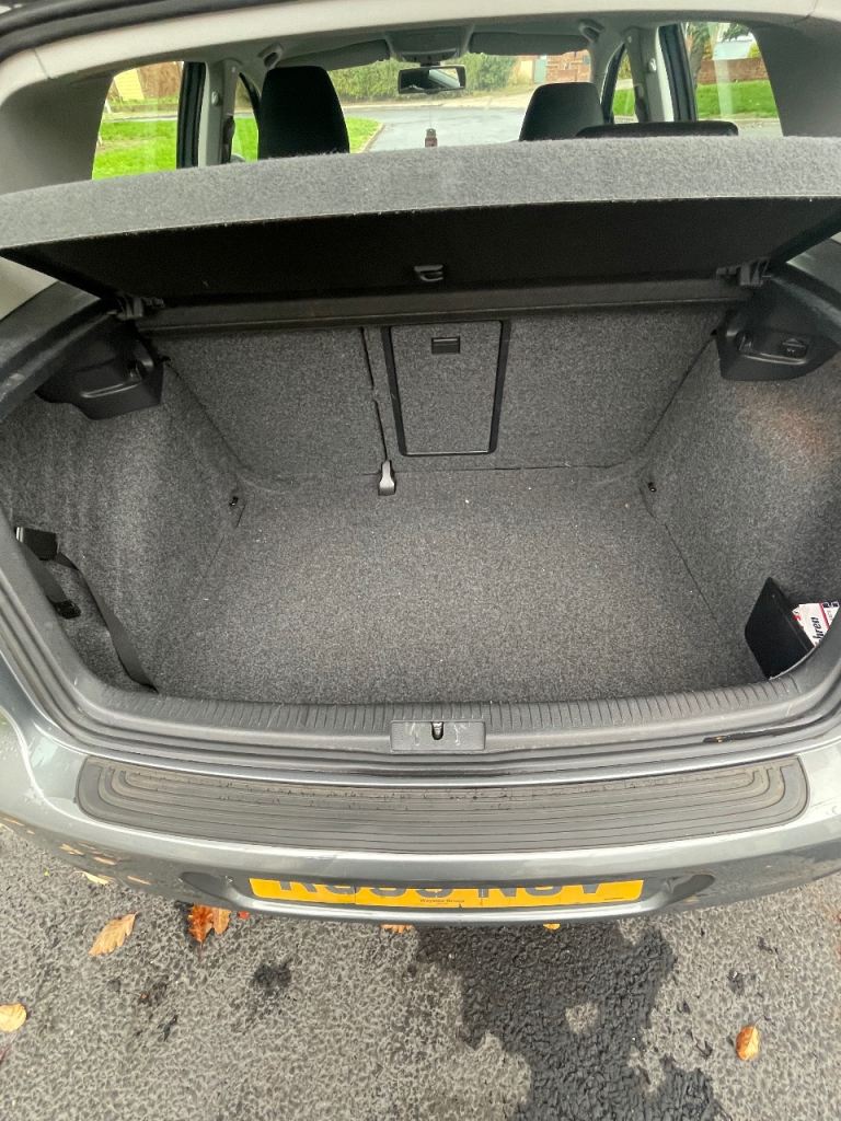 Volkswagen, GOLF, Hatchback, 2009, Semi-Auto, 1598 (cc), 5 doors