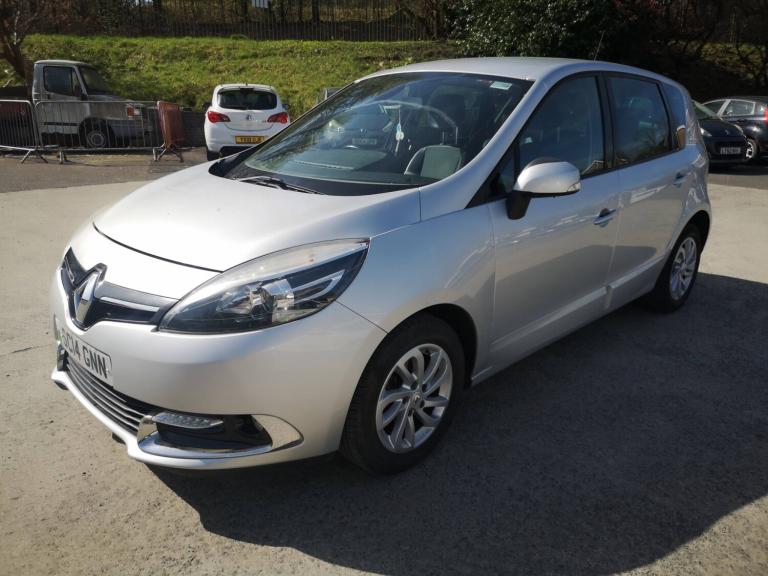 RENAULT SCENIC 1.5 Dynamique TomTom dCi 110 Stop & Start Silver Manual Diesel 20