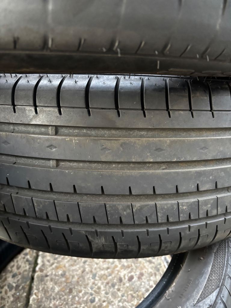 4 x Part worn 235 45 18 Accelera PHi R all season tyres