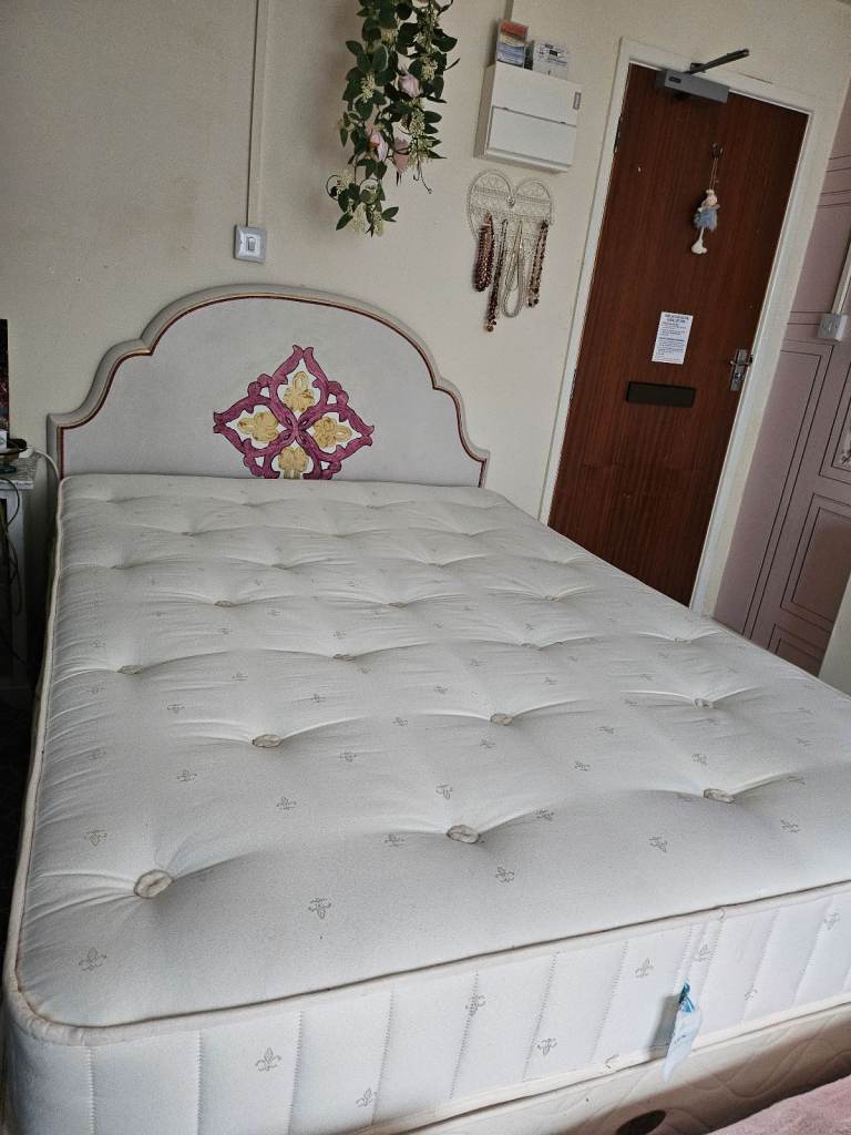 image for FREE DIVAN WITH FRENCH HEADBOARD