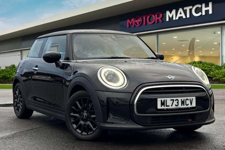 2023 MINI Hatch 1.5 Cooper Classic Steptronic Euro 6 (s/s) 3dr Hatchback PETROL Automatic