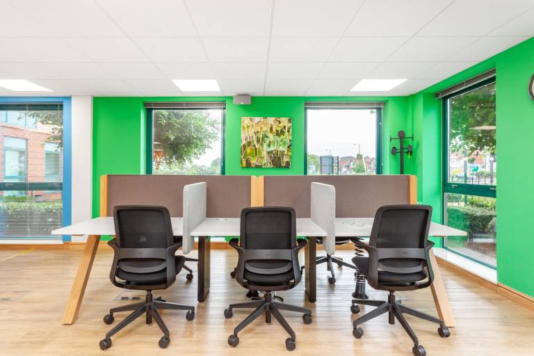 Birmingham - B45 9AH \ Coworking Space Available - Start Anytime
