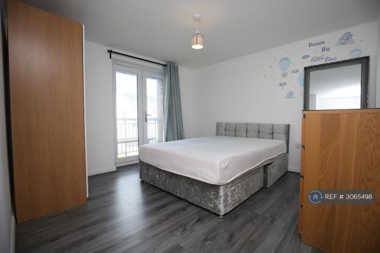 2 bedroom flat in Progress House, Coventry, CV1 (2 bed) (#3065498)