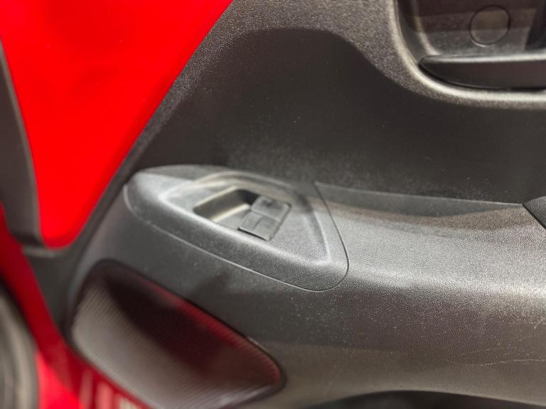 2015 Toyota AYGO 1.0 VVT-i x-play Euro 5 5dr Euro 5 HATCHBACK Petrol Manual