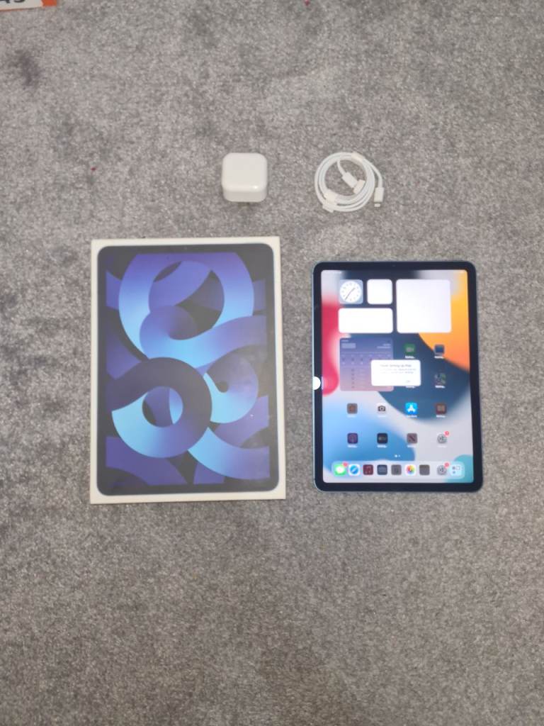 Ipad Air 5th Gen 5G Cellular Wifi M1 Chip Blue 64GB Warranty