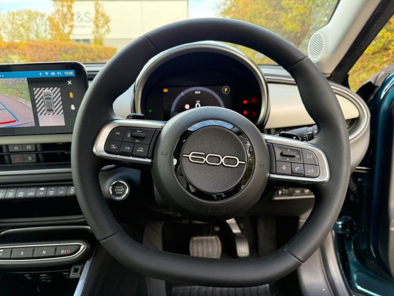 2025 Fiat 600 1.2 Hybrid 48V 136 La Prima 5dr eDCT-6 Hatchback Petrol Automatic